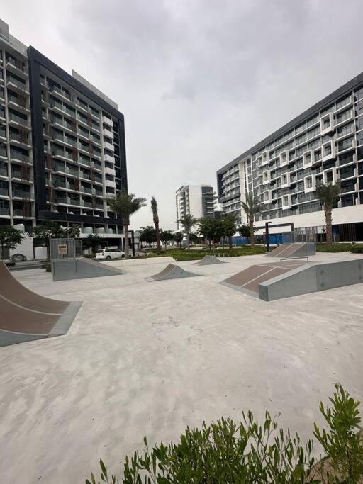 Apartment Azizi Riviera 10 Minutes To Mall